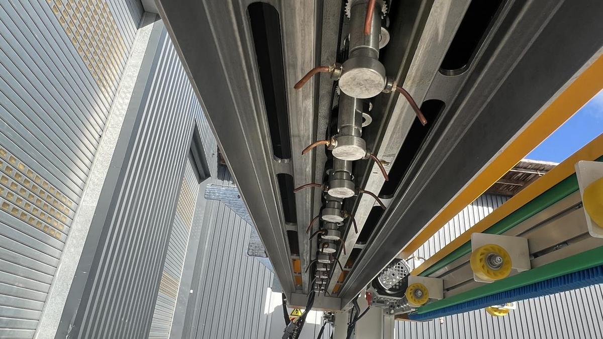 Reinigungseinheit LC-T1 (Oben) mit Power-Channel