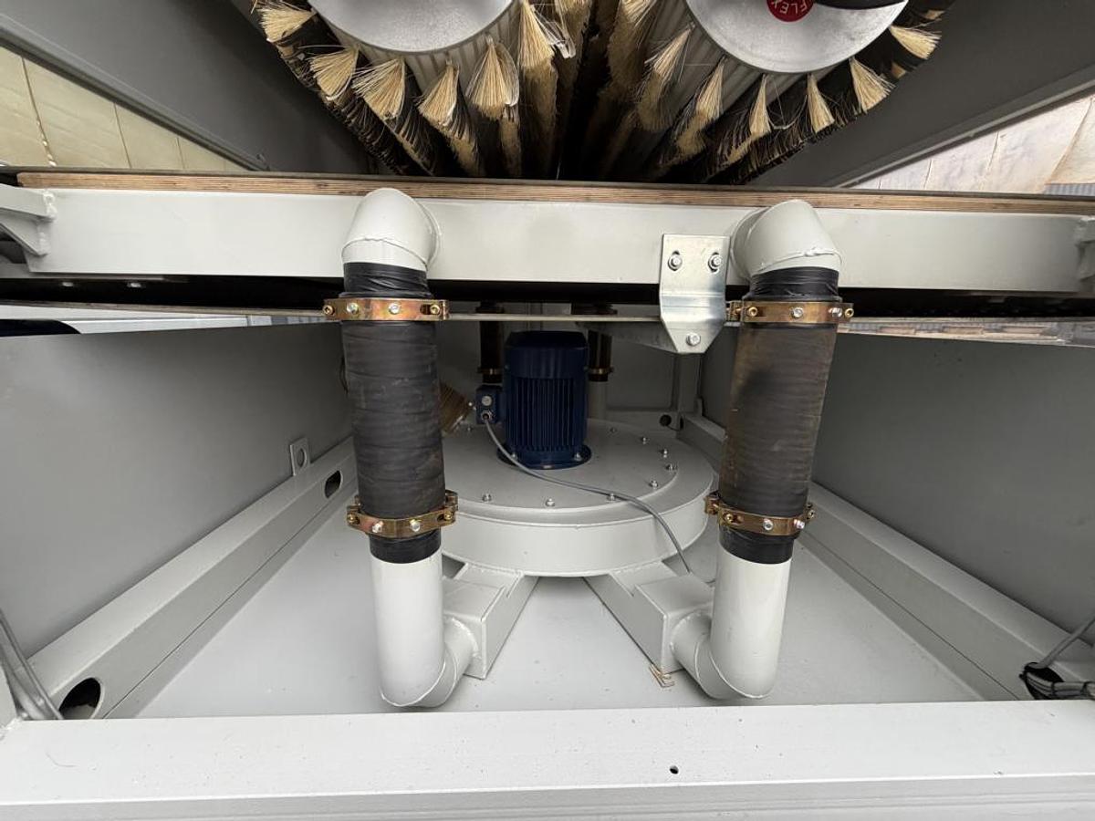 Used Bürstenschleifmaschine Unisanding 2.2.0, 0-30Grad