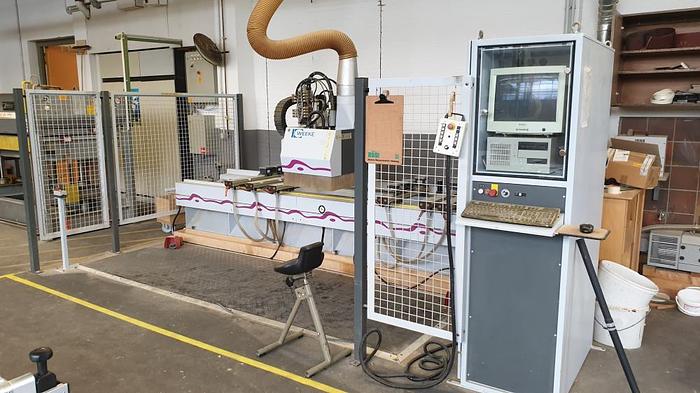 Used CNC apdirbimo centras Weeke OPTIMAT BP 85