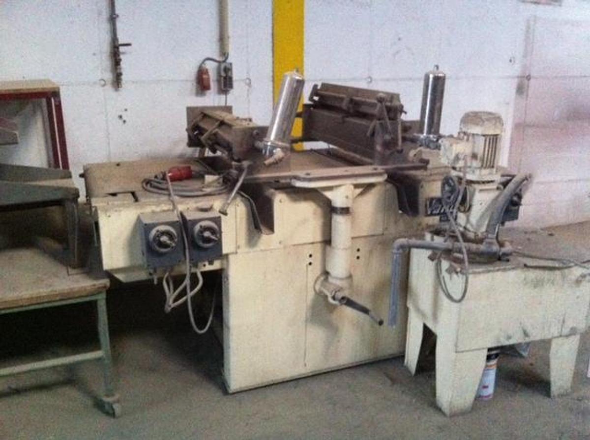Used Lacquer casting machine Elmag Superfici / Valtorta