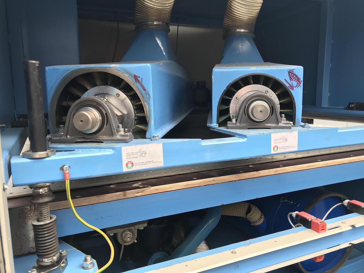 Gebraucht Bürstenschleifmaschine Wikoma SP-3-300/1800-30