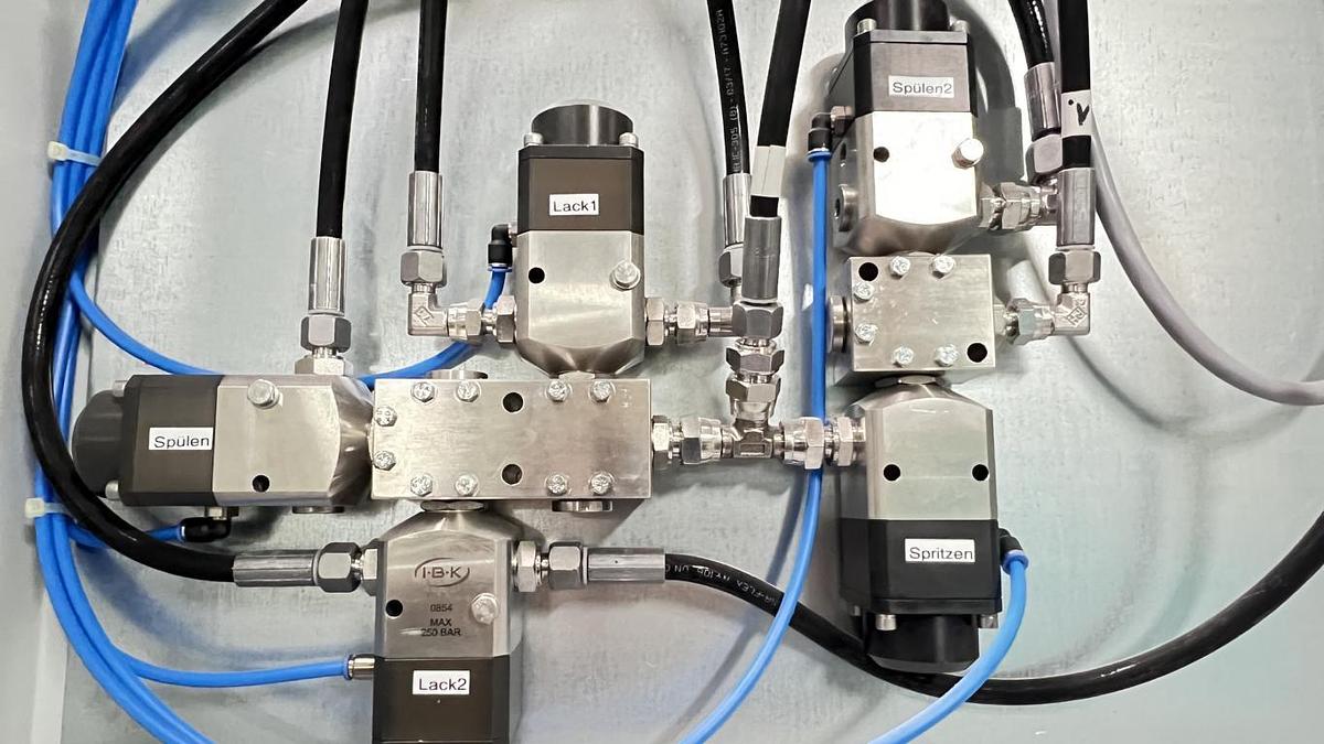 Used Farbwechselsystem für 2+1 Pumpen für Spritzautomat