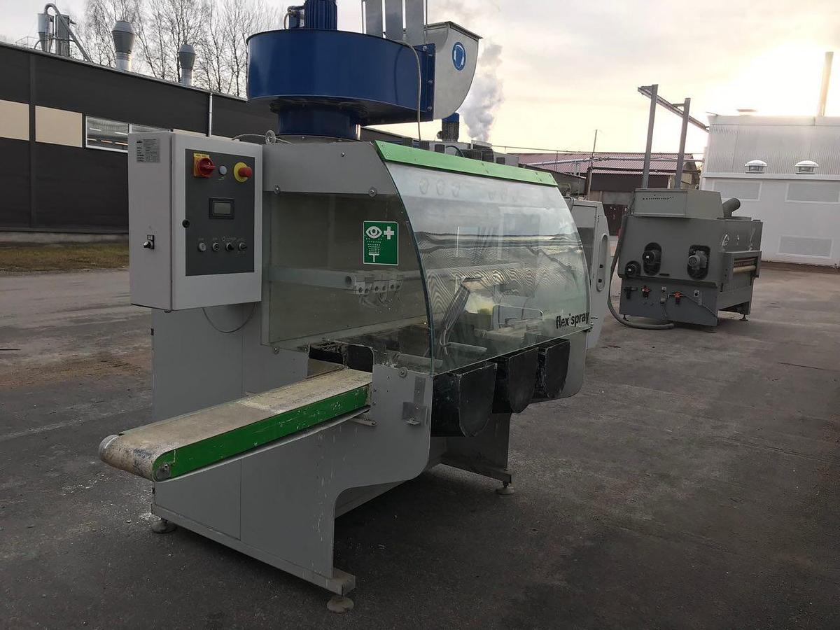 Used CEFLA FLEXISPRAY 36 automatic injection molding machine