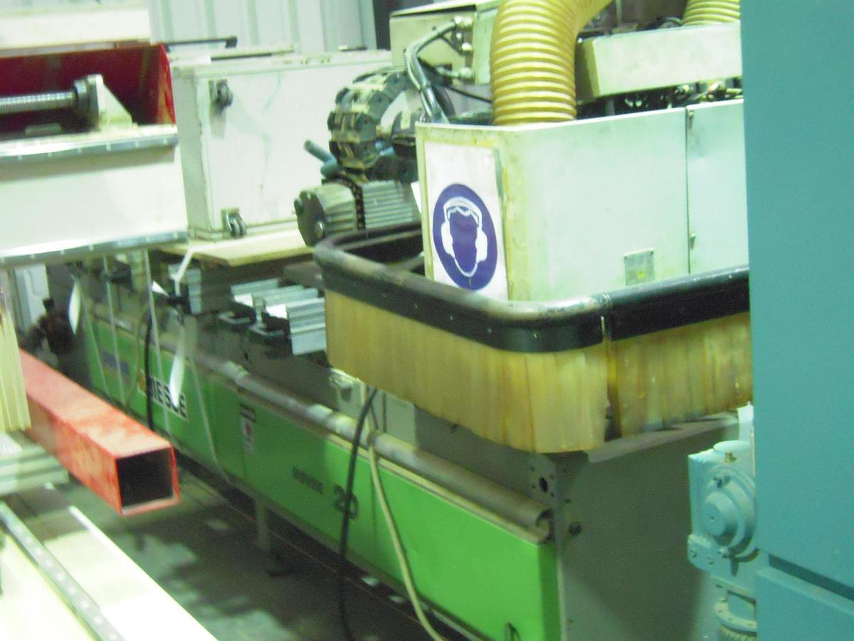 Used CNC-Bearbeitungszentrum BIESSE Rover 20
