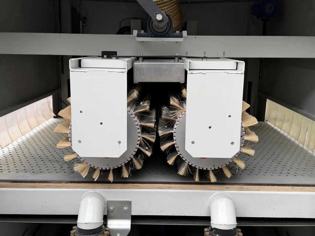 Used Bürstenschleifmaschine Unisanding 2.2.0, 0-30Grad