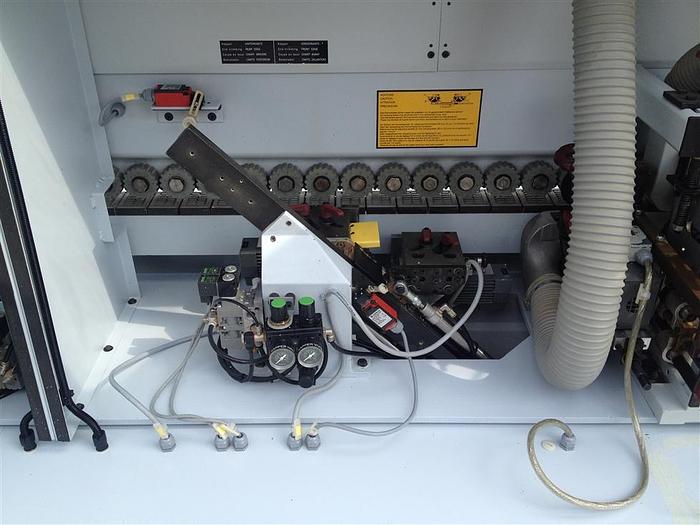 Used Kraštų klijavimo mašina Brandt KD 78 CF (HOMAG GROUP)
