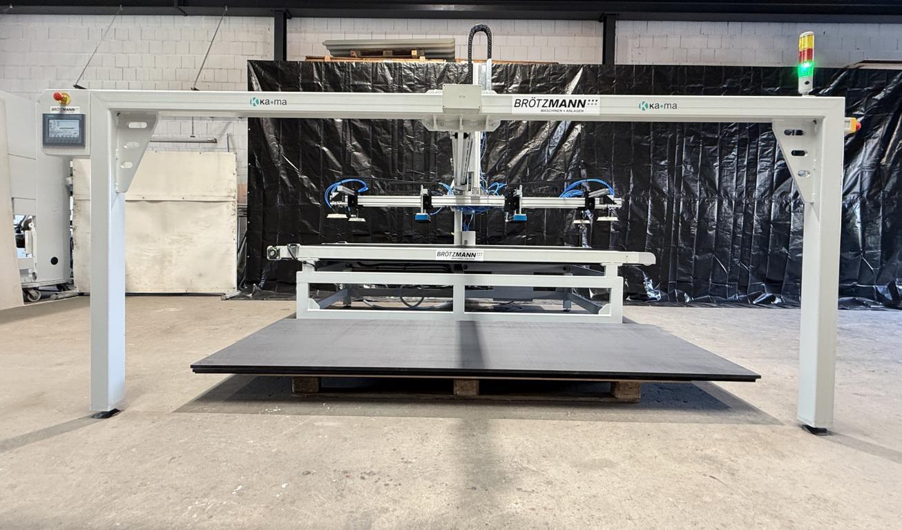 Stacking device KaMa, vacuum, plates max. 3,000x1,300