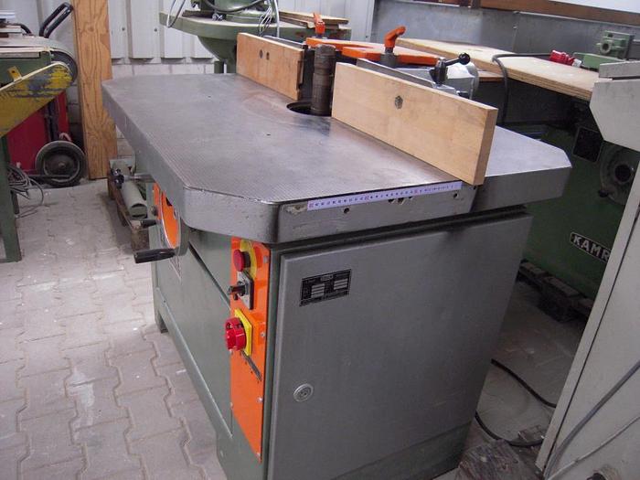 Used Frezavimo staklės BÄUERLE tipas. SFM/101