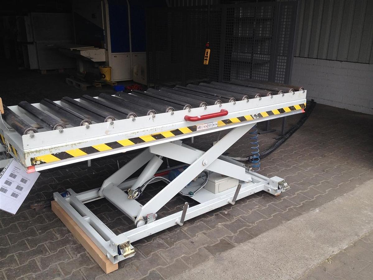 Used Hebebühne mit Rollenbahn, AB 750 mm, mit Bremse-2