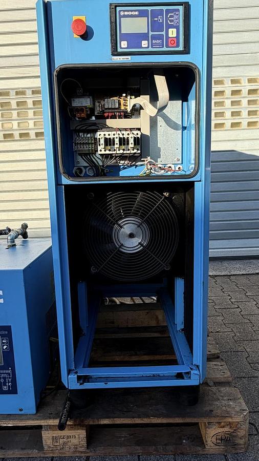 Used Screw compressor Boge C9 with air dryer