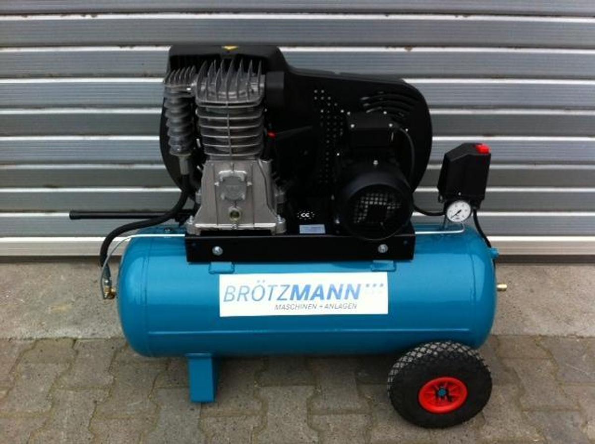 Used Reciprocating compressor 600-90-11, mobile
