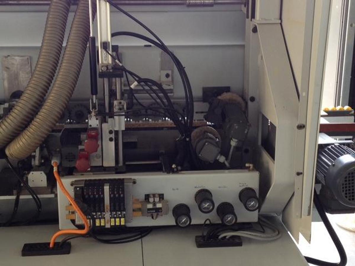Used Brandt KDF 530 C edge banding machine