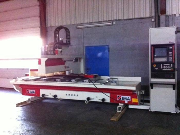 Gebraucht CNC-Bearbeitungszentrum IMA Quadro Form 100/300/N