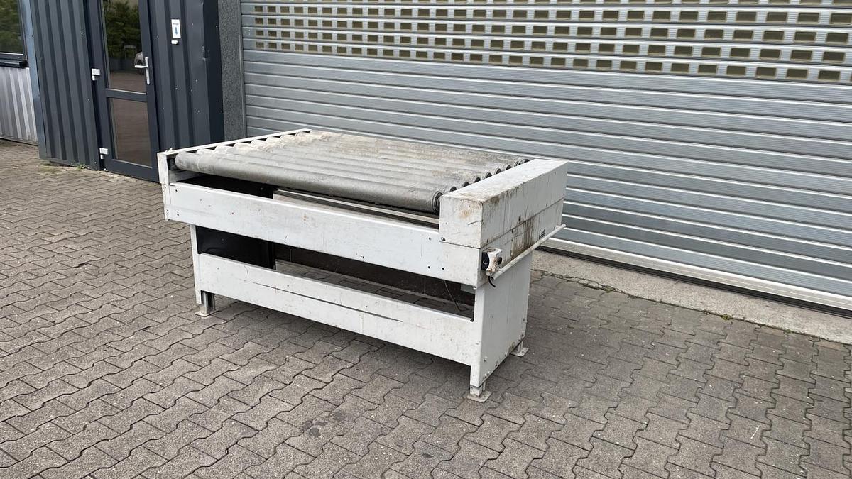 Used Venjakob roller conveyor, length 1,700 mm