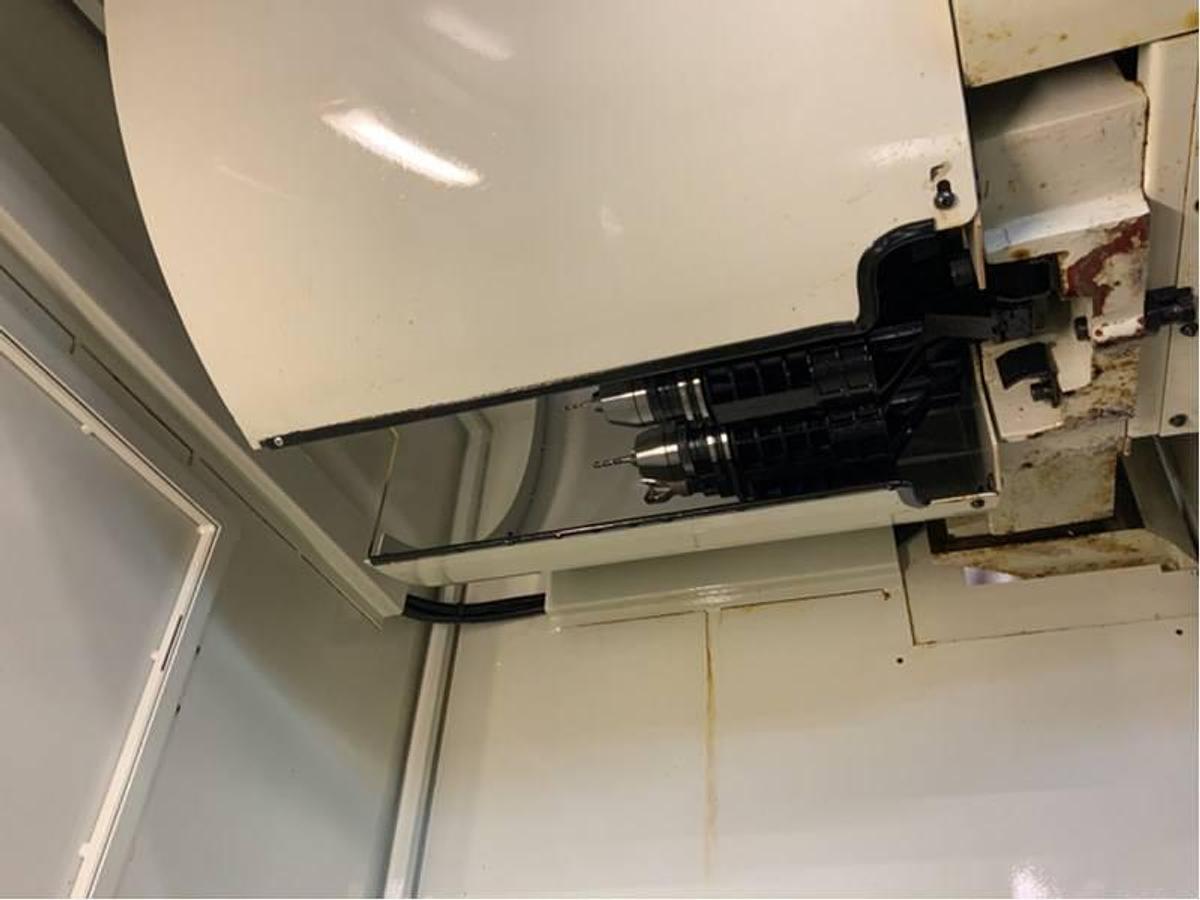 Used CNC machining center Hurco type VMX24