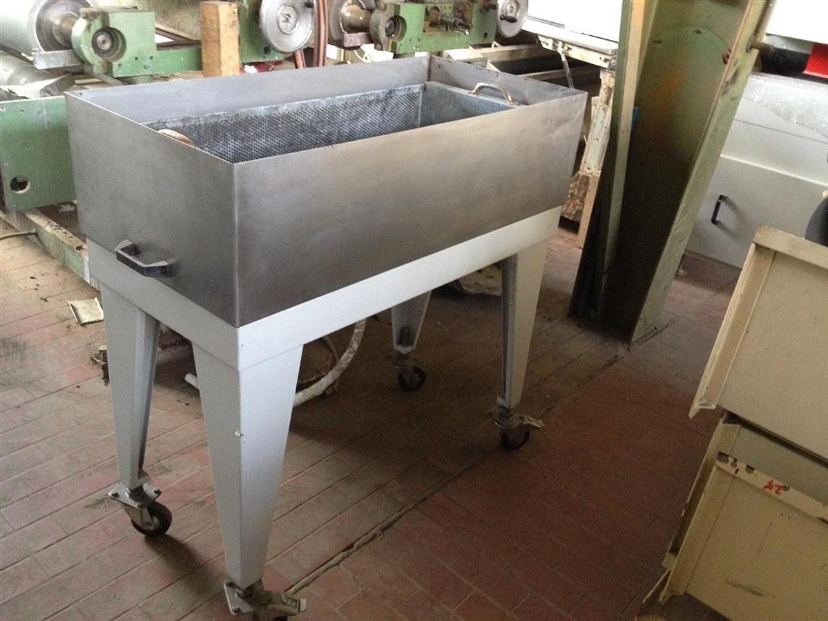 Used Reinigungs-und Waschwanne mit Deckel,  fahrbar