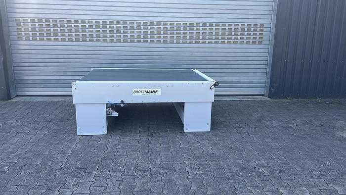 Used Venjakob belt conveyor, length 2,100 mm