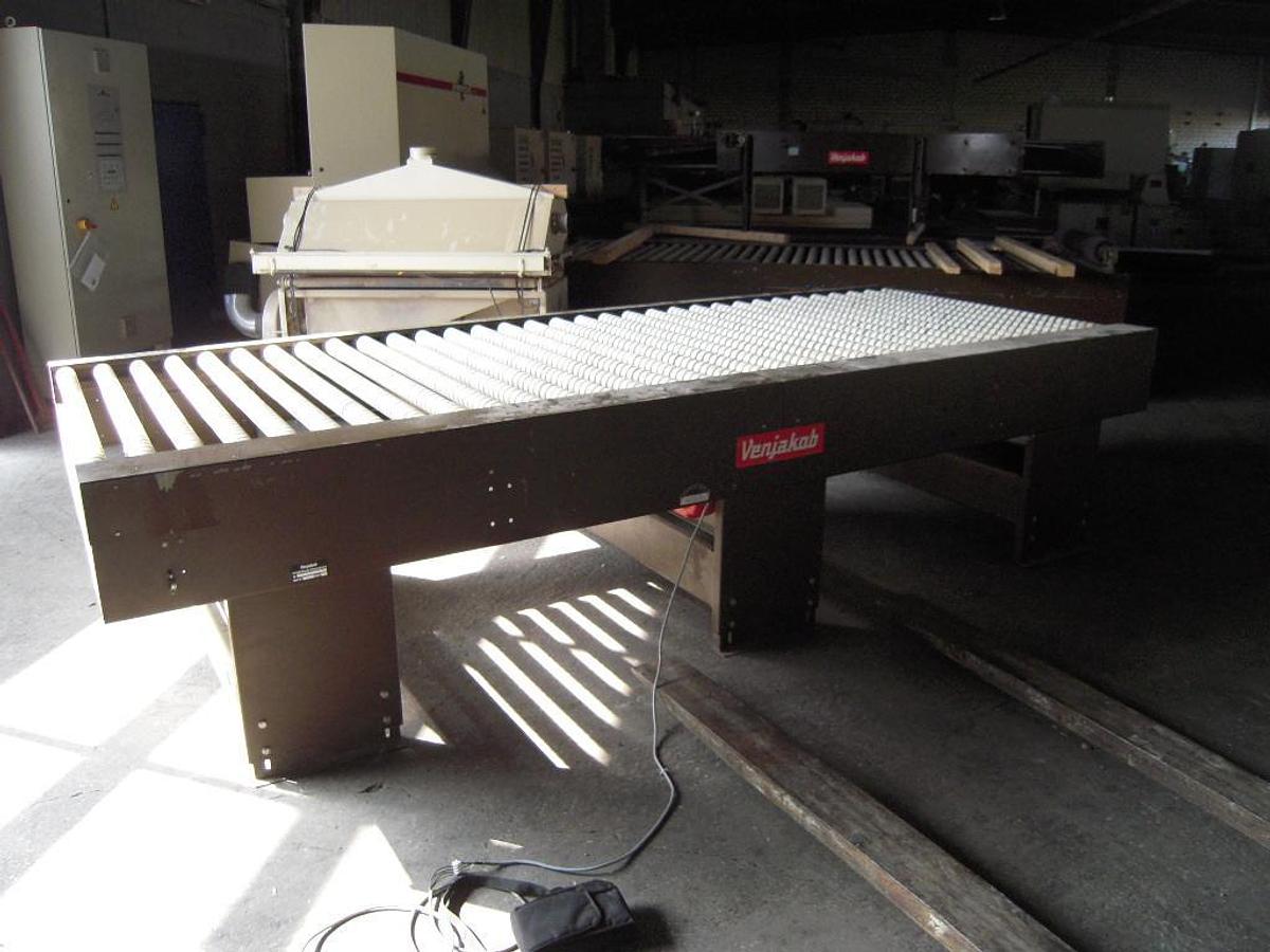 Used Friction roller conveyor Venjakob 4000 mm