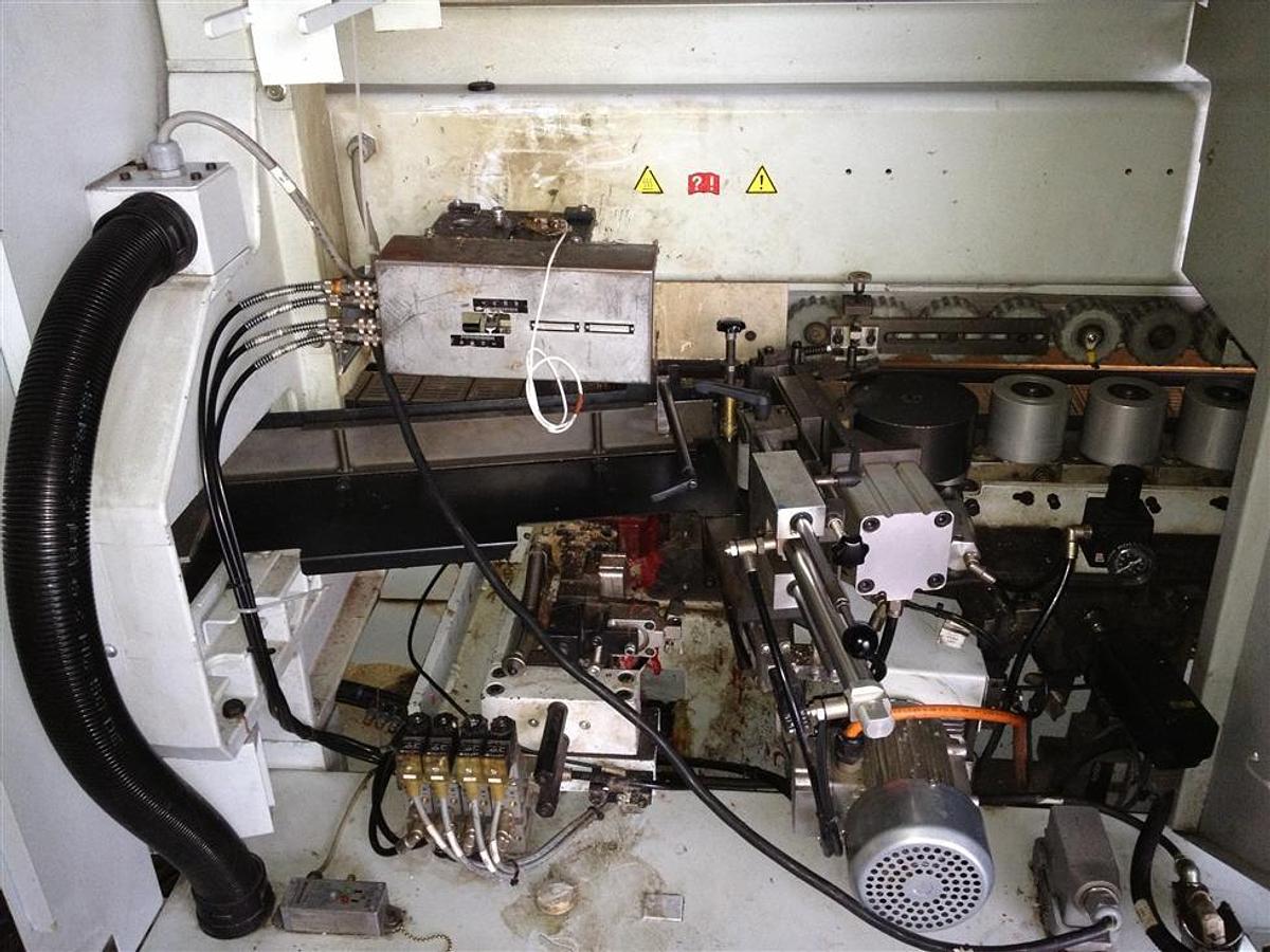 Used Brandt KDF 770 PU edge banding machine, year 2007