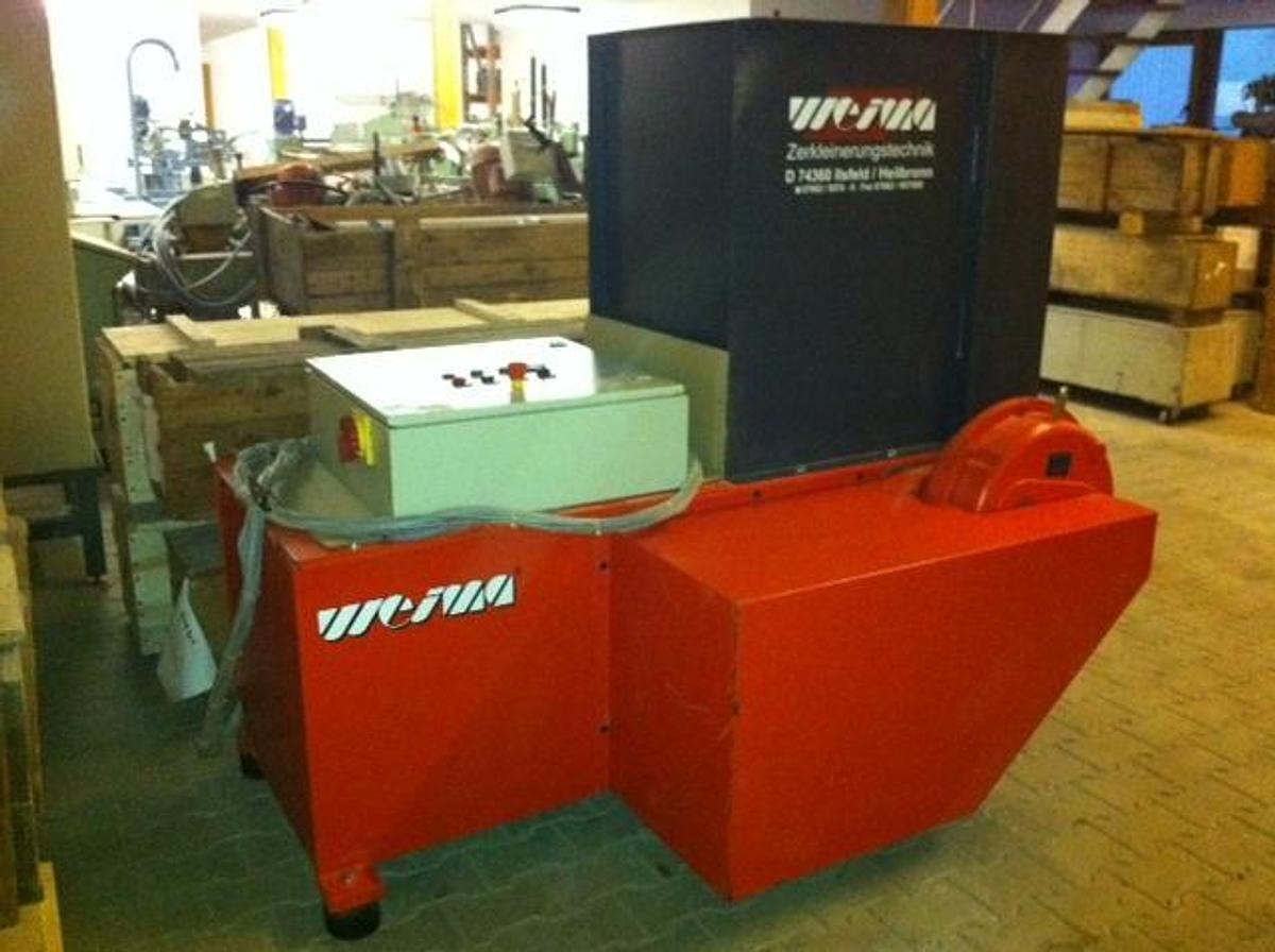 Used Waste wood shredder Weima WL 4