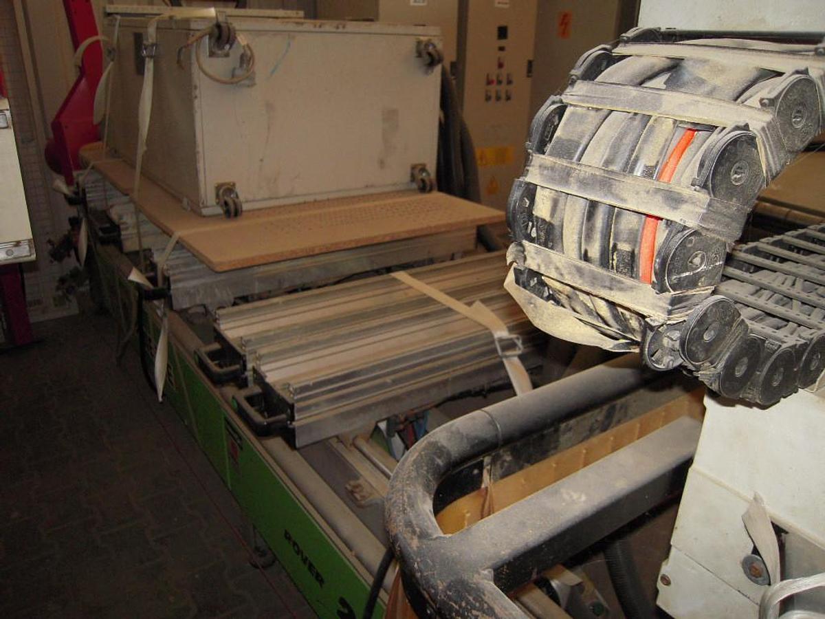 Used CNC-Bearbeitungszentrum BIESSE Rover 20