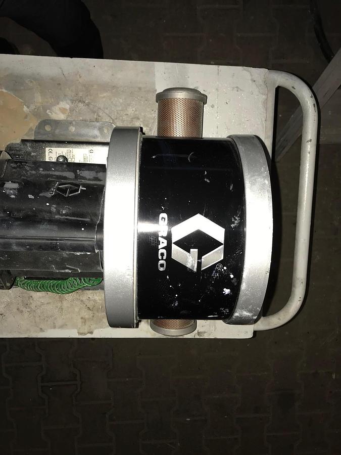 Used GRACO high-pressure piston pump