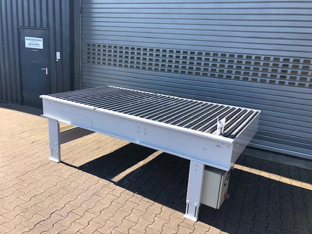 Used Venjakob roller conveyor, length 2,900 mm, FU
