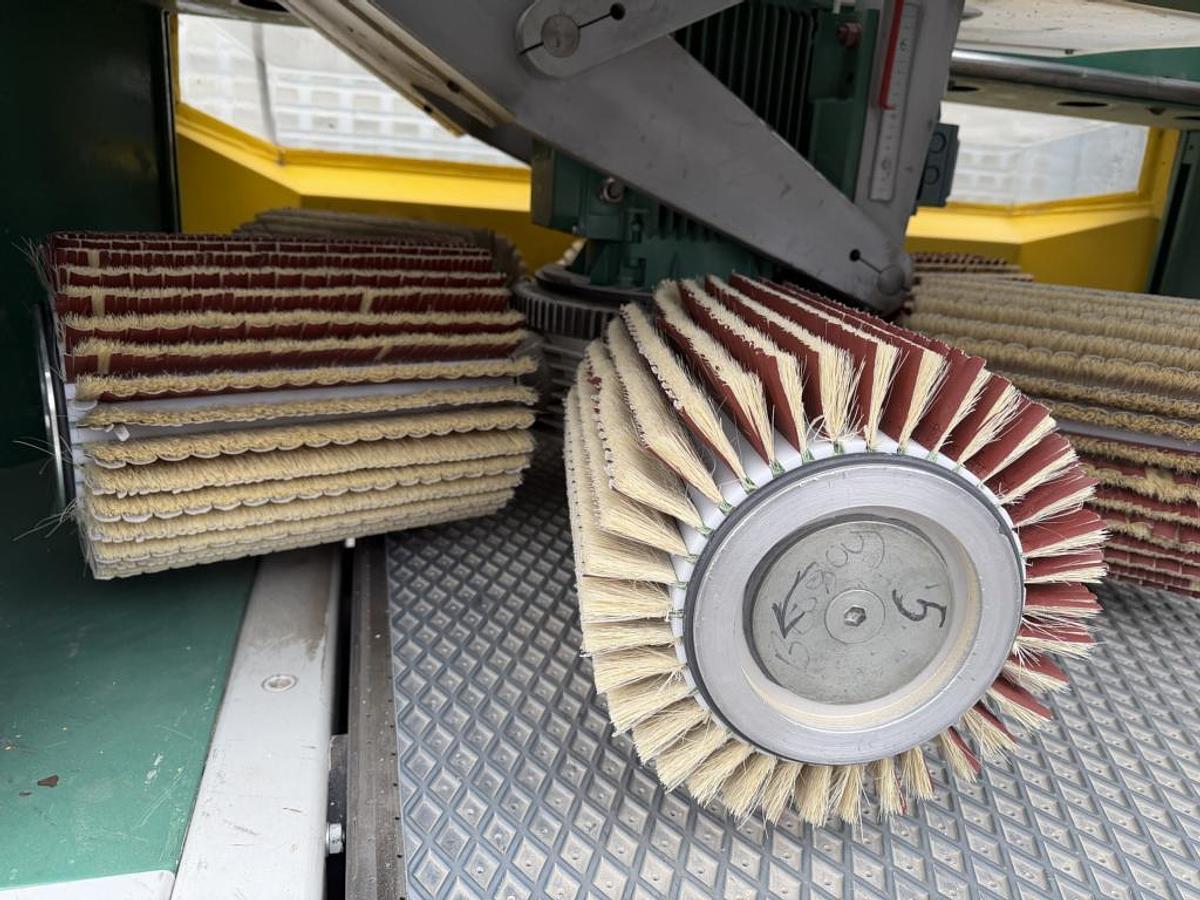 Gebraucht Bürstenschleifmaschine Fladder Gyro 300 VAC