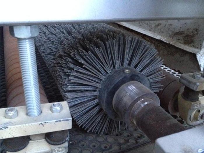 Used Structuring machine Heesemann FGA with 2+1 brushes