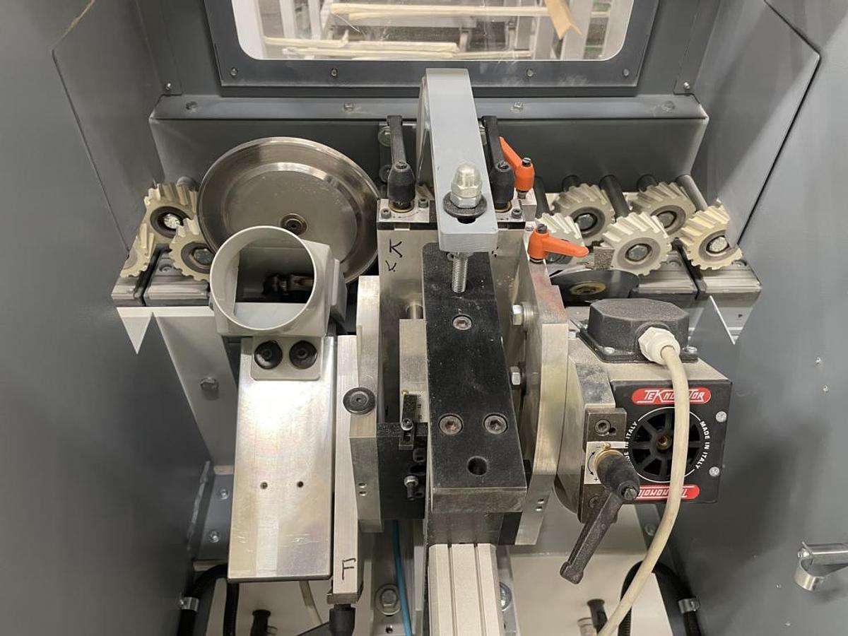 Used Profilschleifmaschine VOLPATO Typ LS - 1N1RF1A