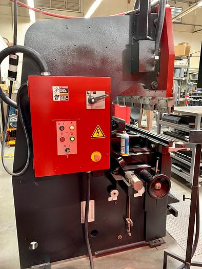 Used 1998 Amada RG80 CNC Press Brake
