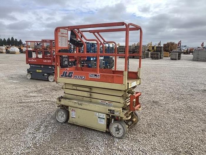 Used 2003 JLG 1930 DC SCISSOR LIFT