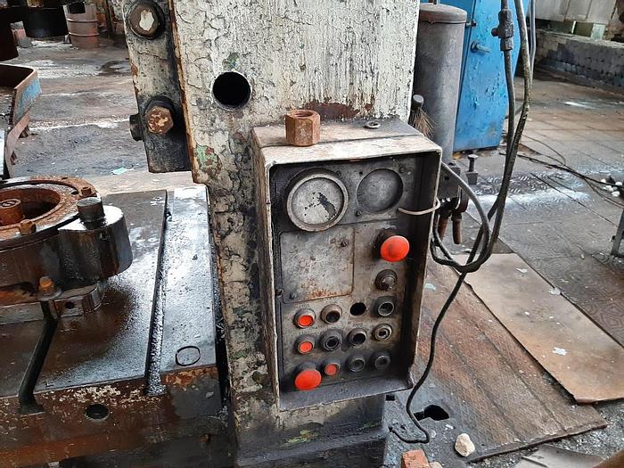 Used Press Trimming K9538