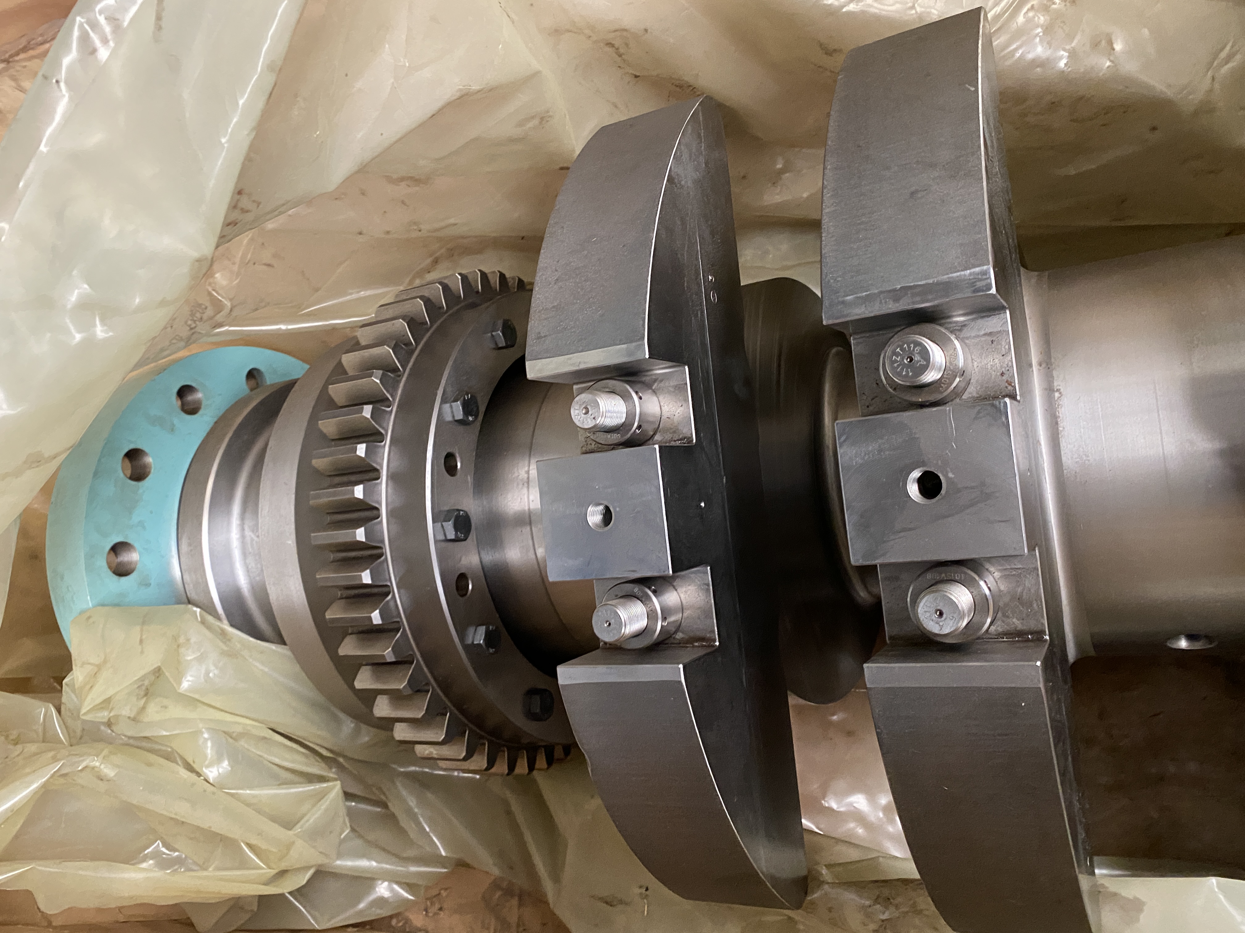 Used CRANKSHAFT WARTSILA 9L26