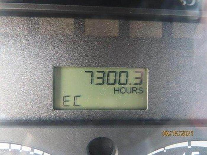 Used 2006 National 1400 Boomtruck