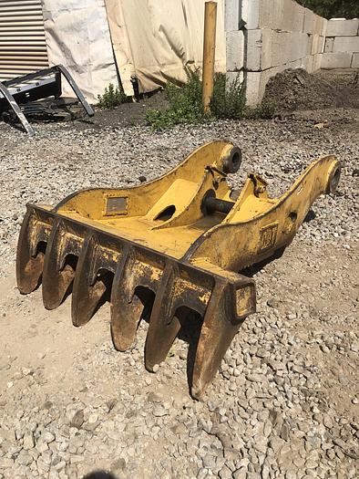 Used Caterpillar CB Linkage Pro-Link Thumb