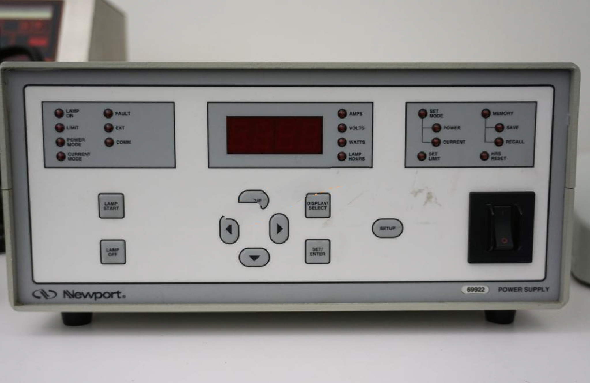 Used Newport 69922 arc lamp power supply 800-1800watts