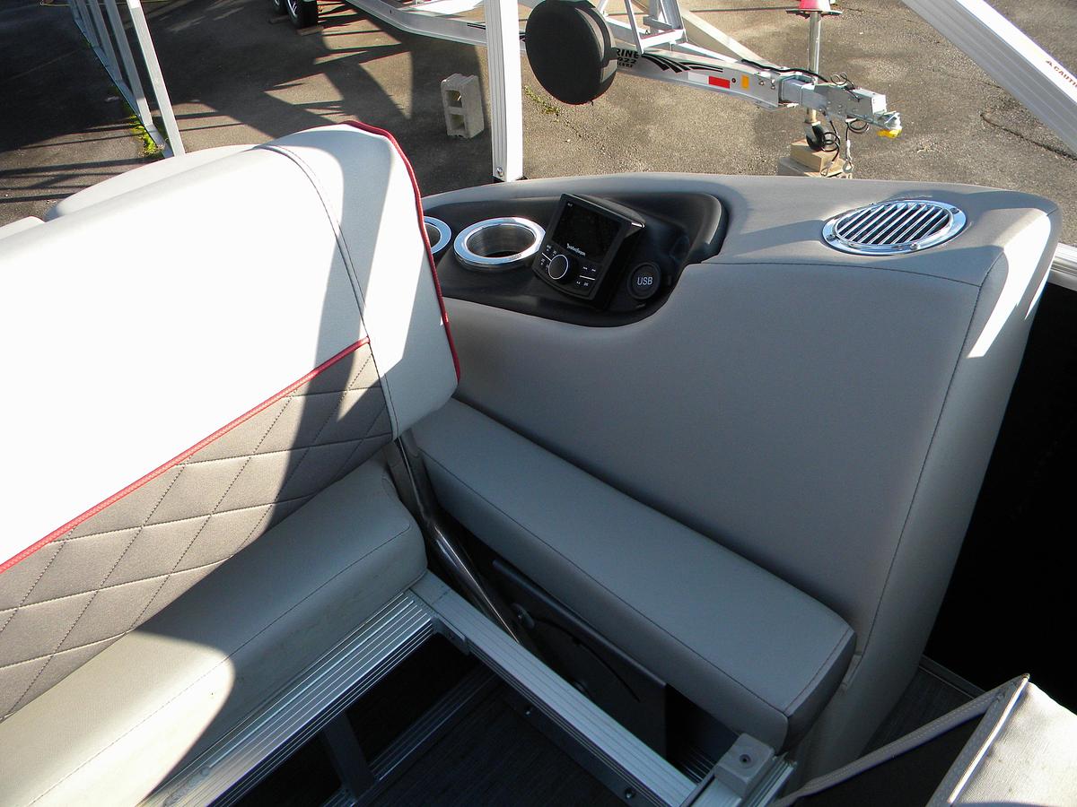 Used 2023 Bennington 23LTSB BOW RIDER