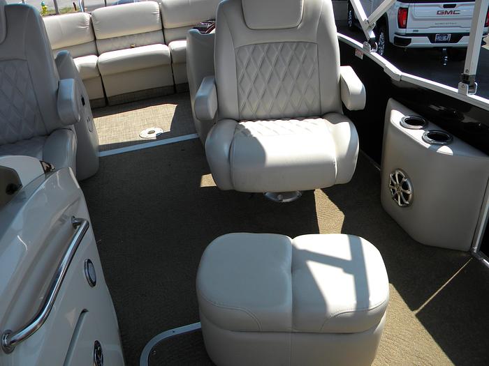 Used 2013 Bennington 2250RSR