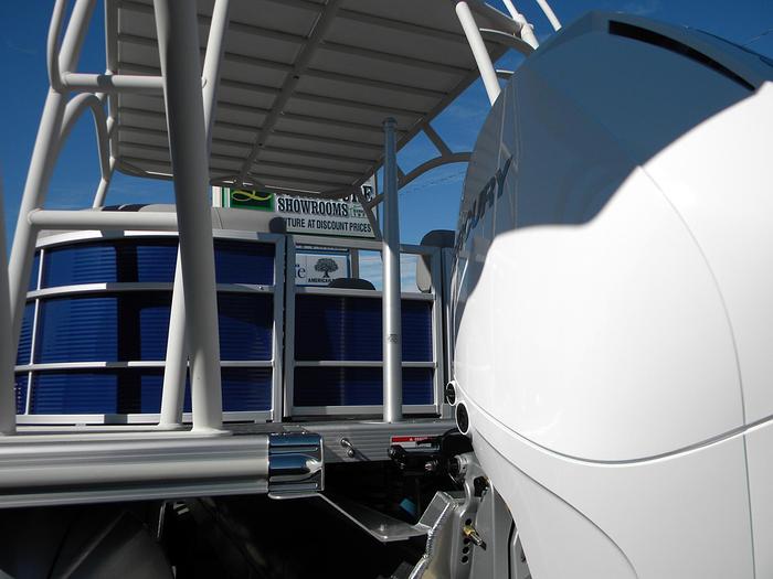 2023 Bennington 25SXSRTD