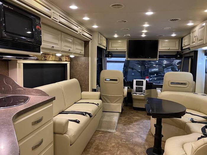 Used 2011 Tiffin 28 BR Allegro Breeze