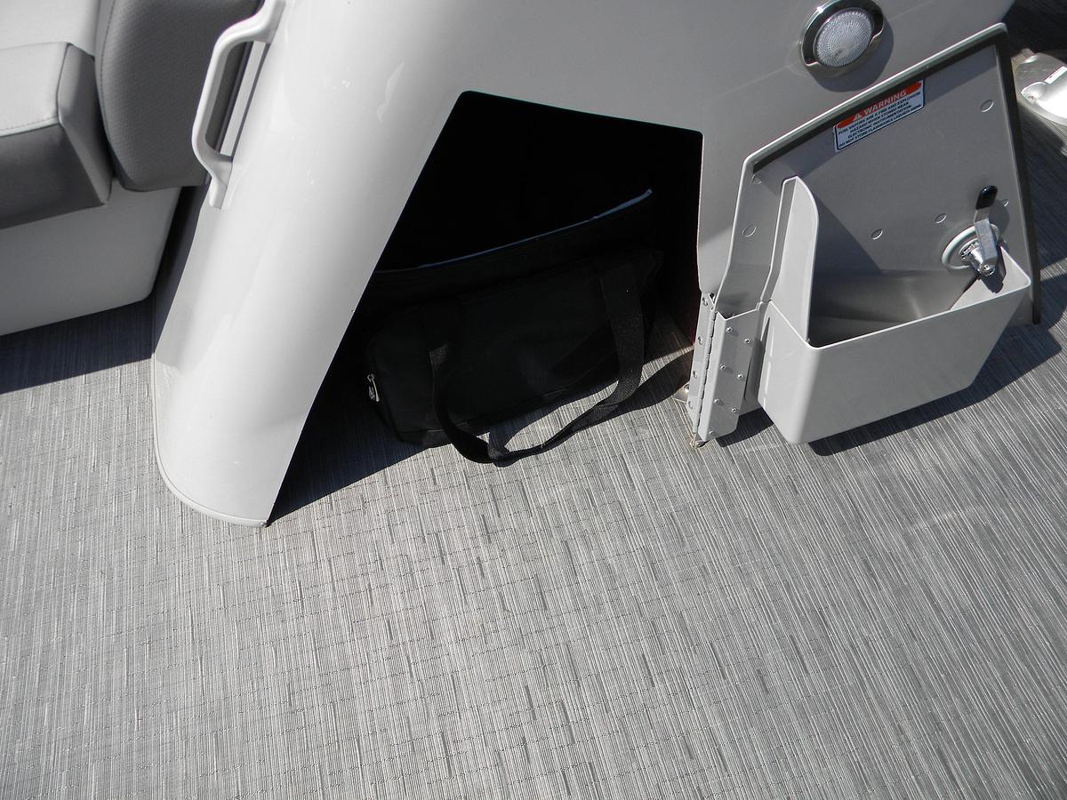 Used 2023 Bennington 21SXL