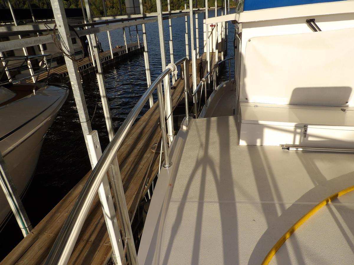 Used 2008 MIRAGE MFG. , GAINESVILLE FL.  N-37