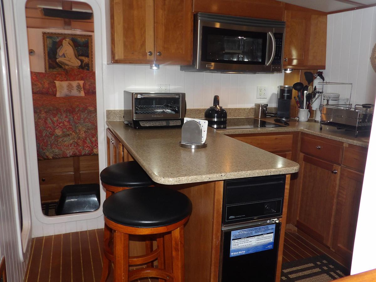 Used 2008 MIRAGE MFG. , GAINESVILLE FL.  N-37