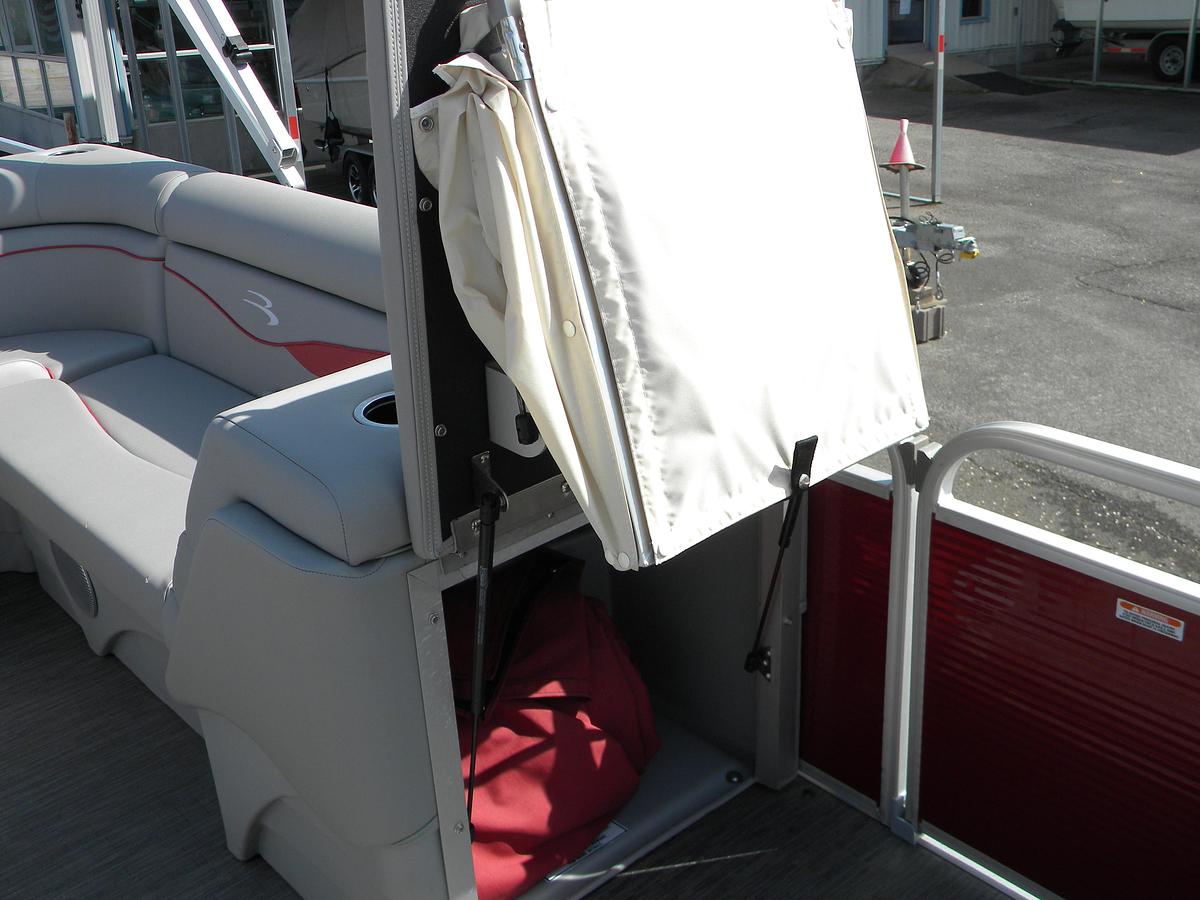 Used 2023 Bennington 20SVF