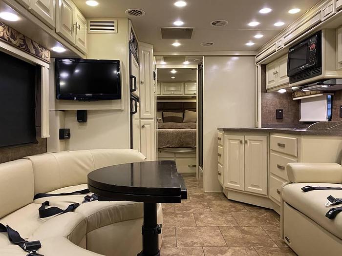 Used 2011 Tiffin 28 BR Allegro Breeze