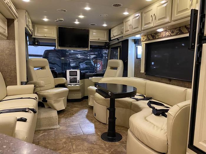 Used 2011 Tiffin 28 BR Allegro Breeze