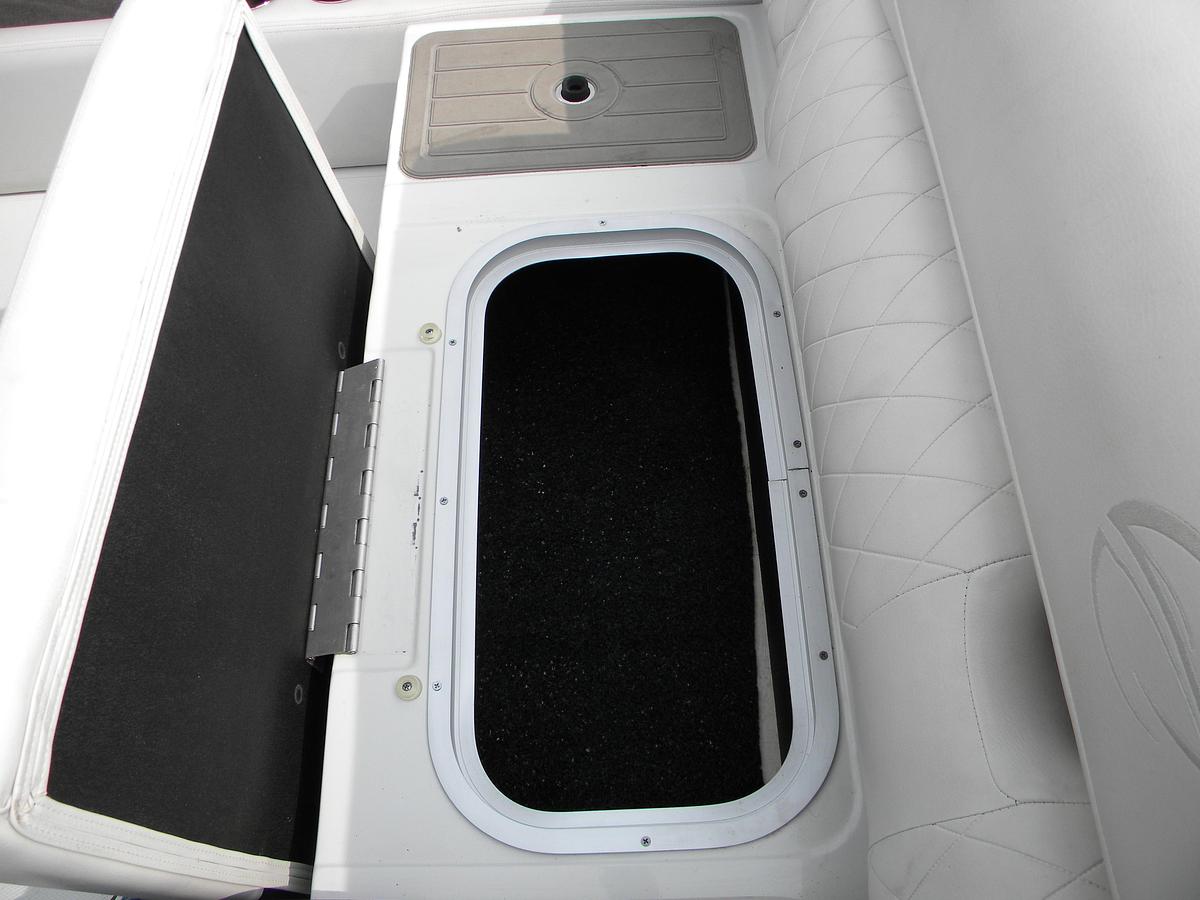 Used 2019 CROWNLINE 215 SS