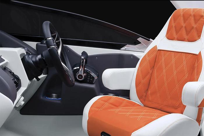 2025 Bennington RX Sport Line