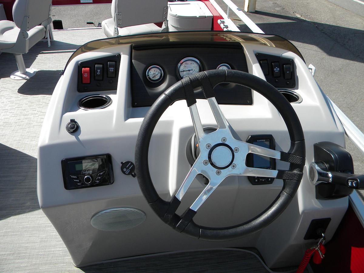 Used 2023 Bennington 20SVF